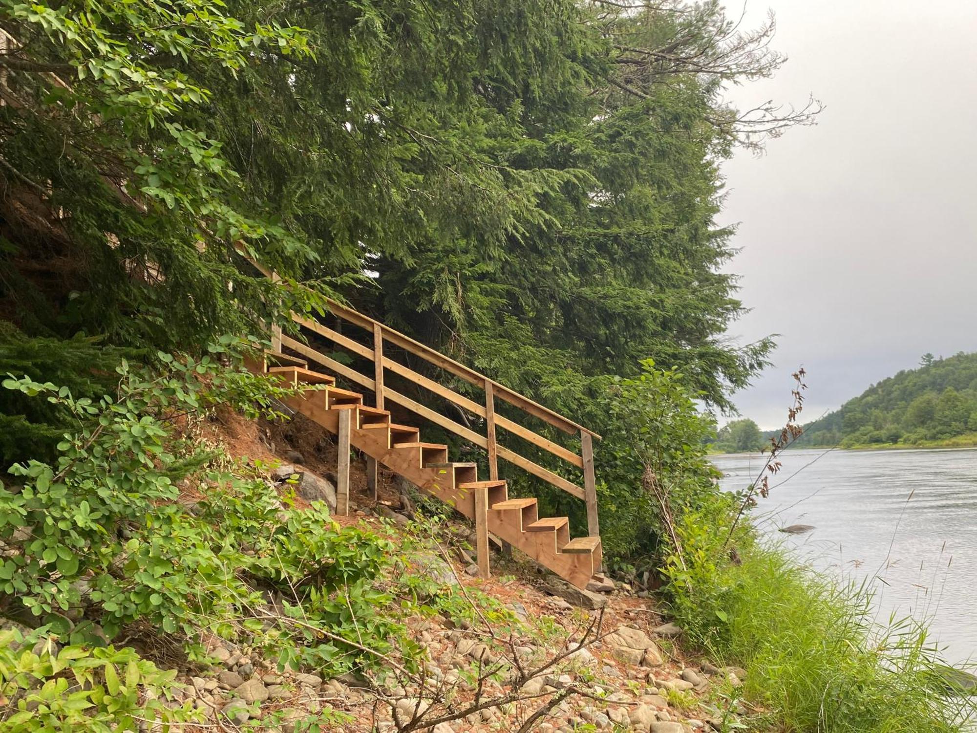 Riverfront Rustic Cottage Durham Bridge Exterior foto